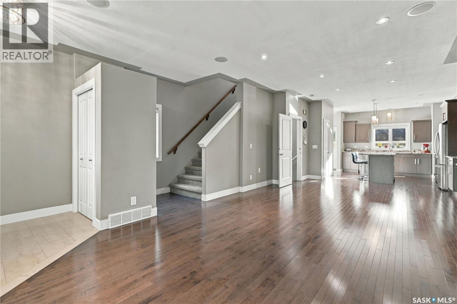 1413 Cairns AVENUE - 5