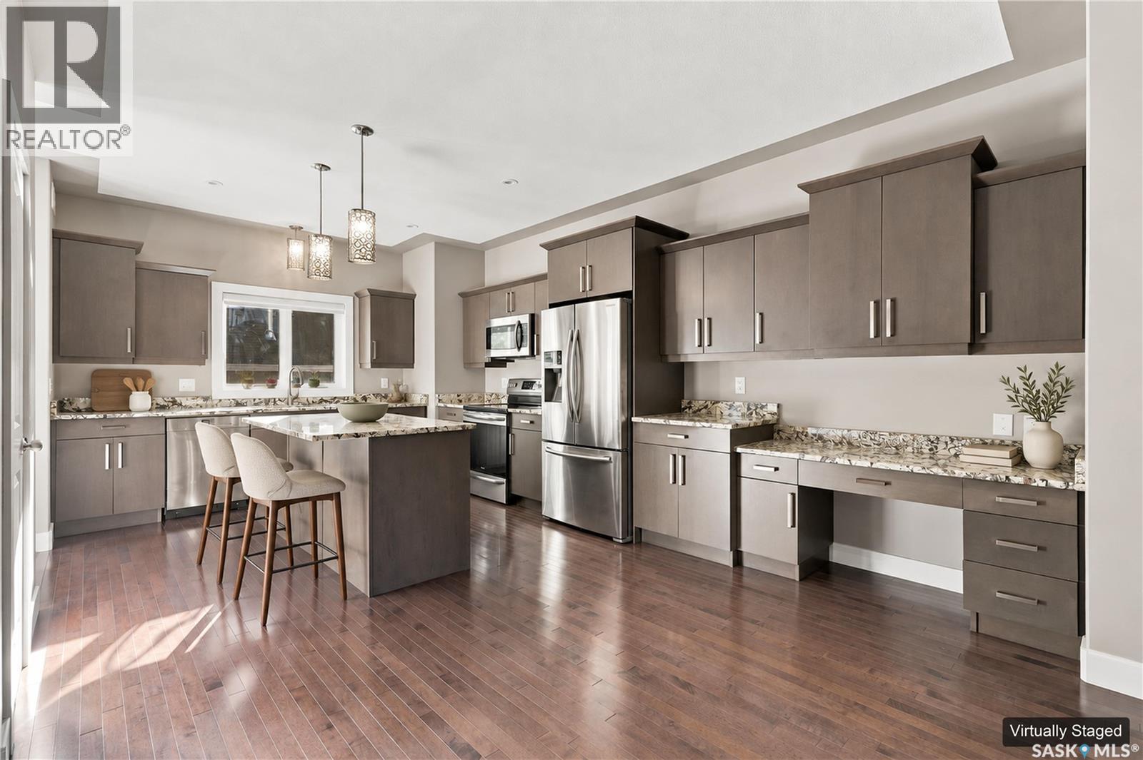 1413 Cairns AVENUE - 13