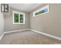 1413 Cairns Avenue, Saskatoon, SK S7H2H3 Photo 35