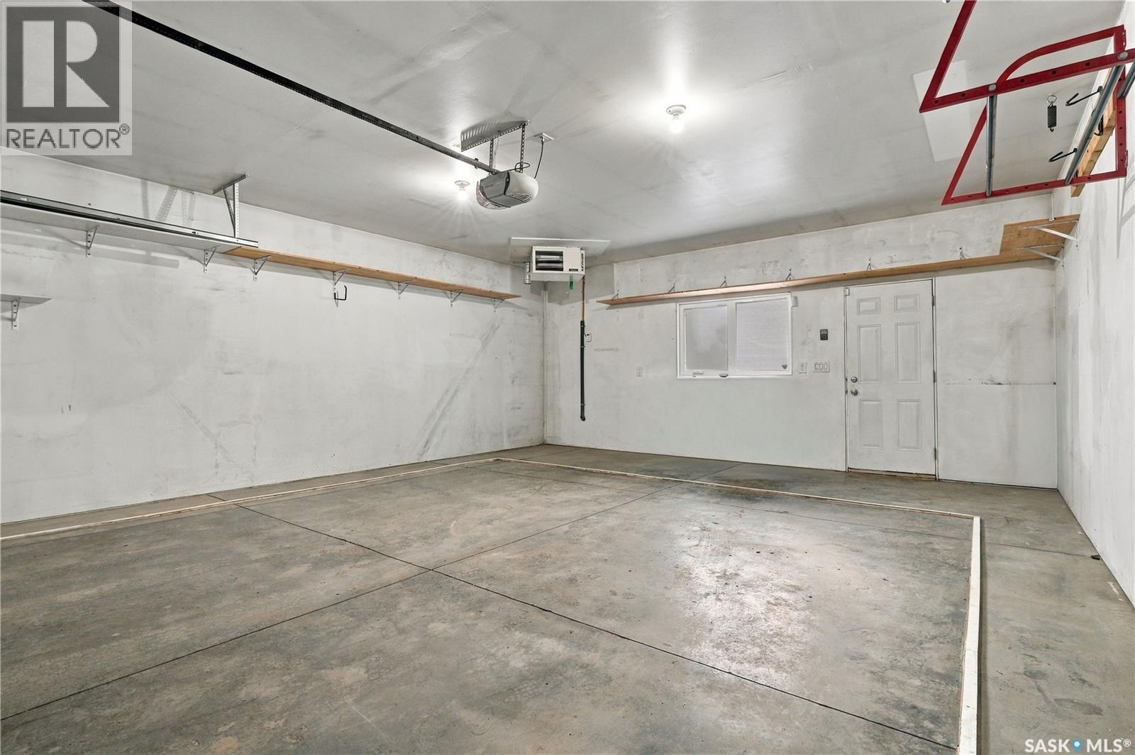 1413 Cairns AVENUE - 70