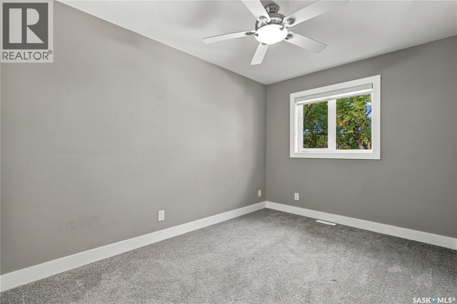 1413 Cairns AVENUE - 43