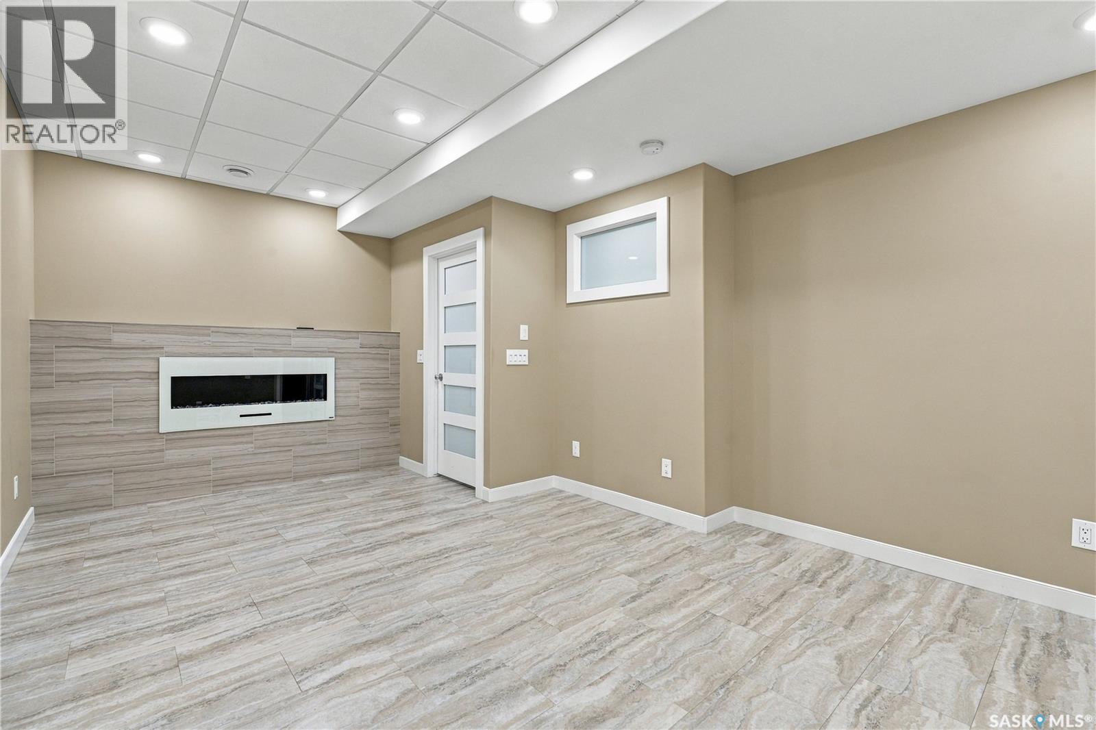 1413 Cairns AVENUE - Image 53