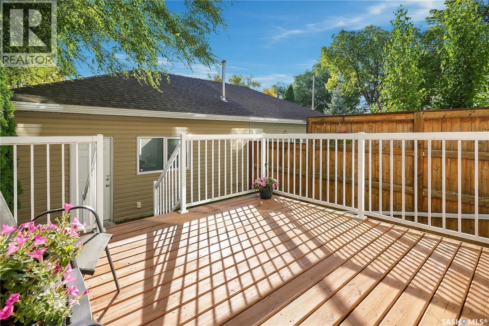 1413 Cairns AVENUE - 63