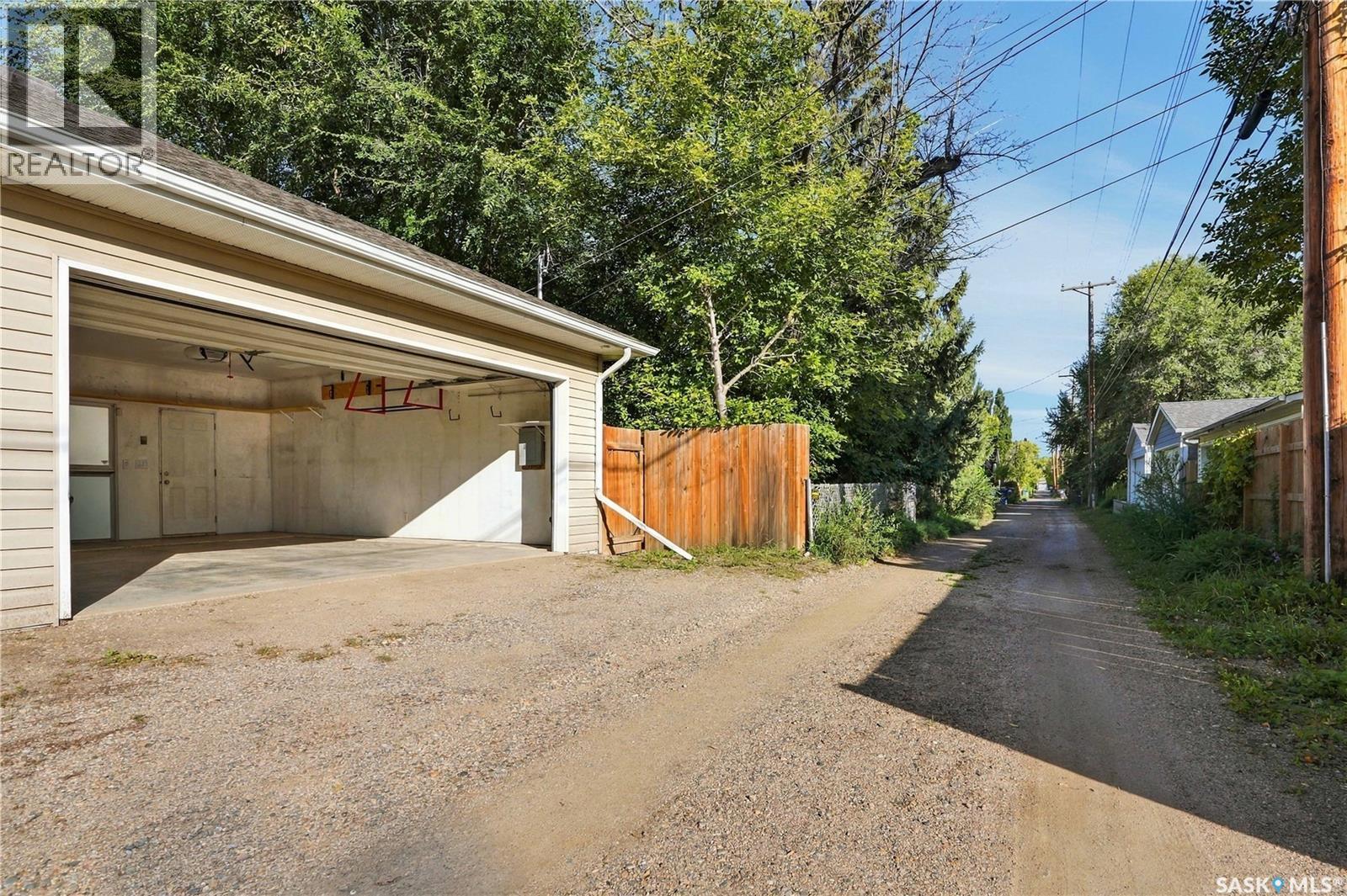 1413 Cairns AVENUE - Image 72