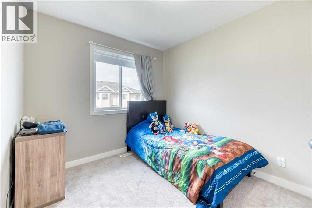 318 Strathcona Circle - photo 20