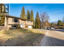 716 Lynnwood Crescent, Castlegar, BC V1N1E2 Photo 30