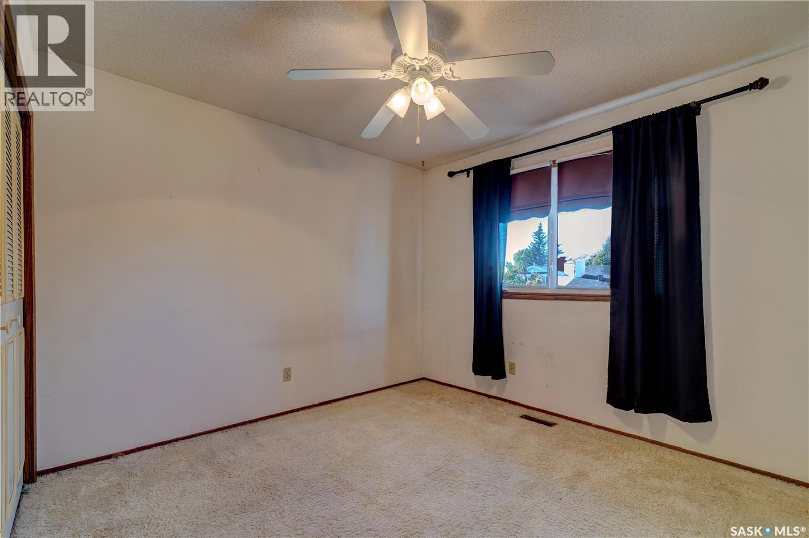 4827 McTavish STREET, Regina — photo 32