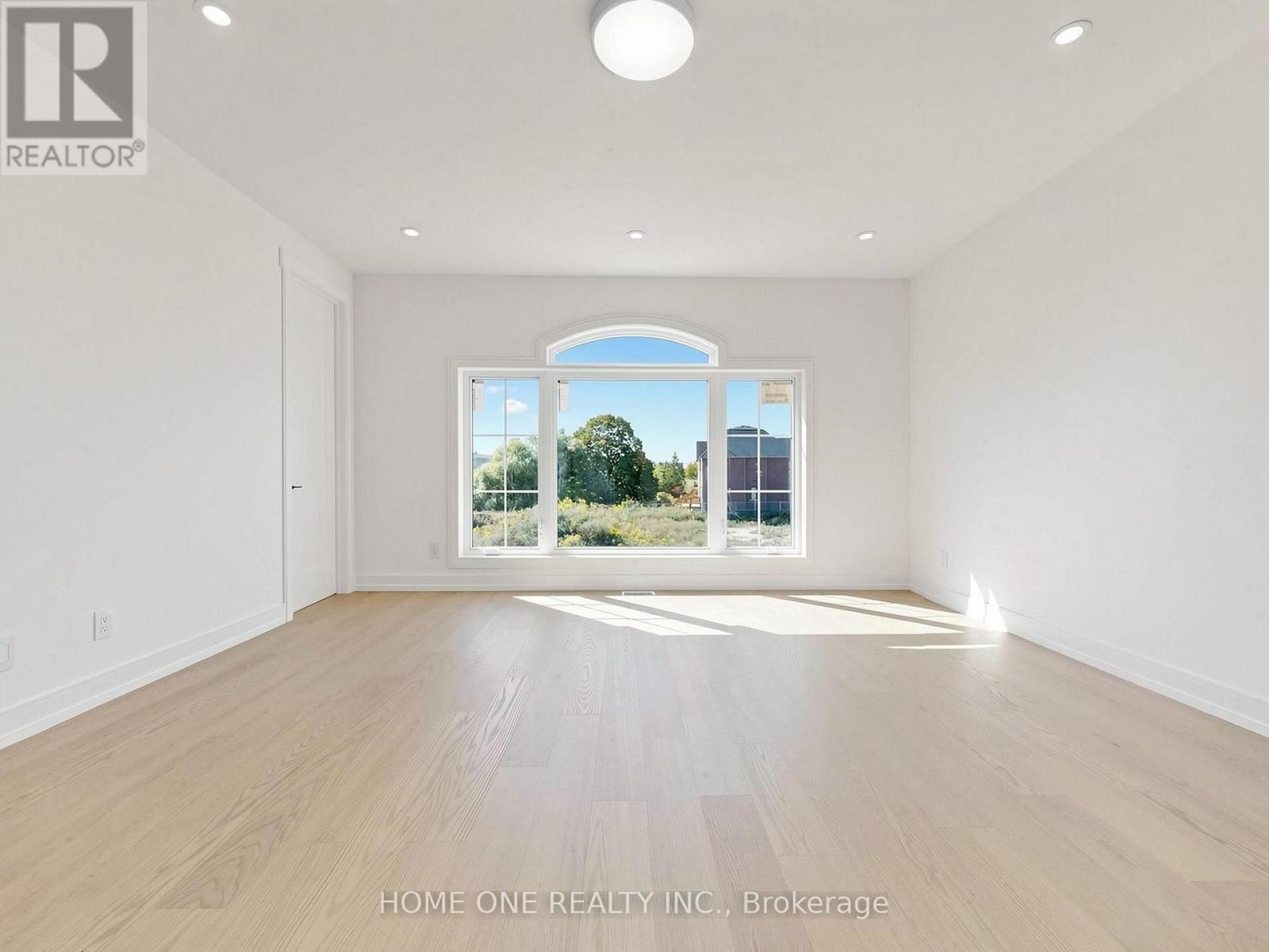 108 ROY RAINEY AVENUE - 24