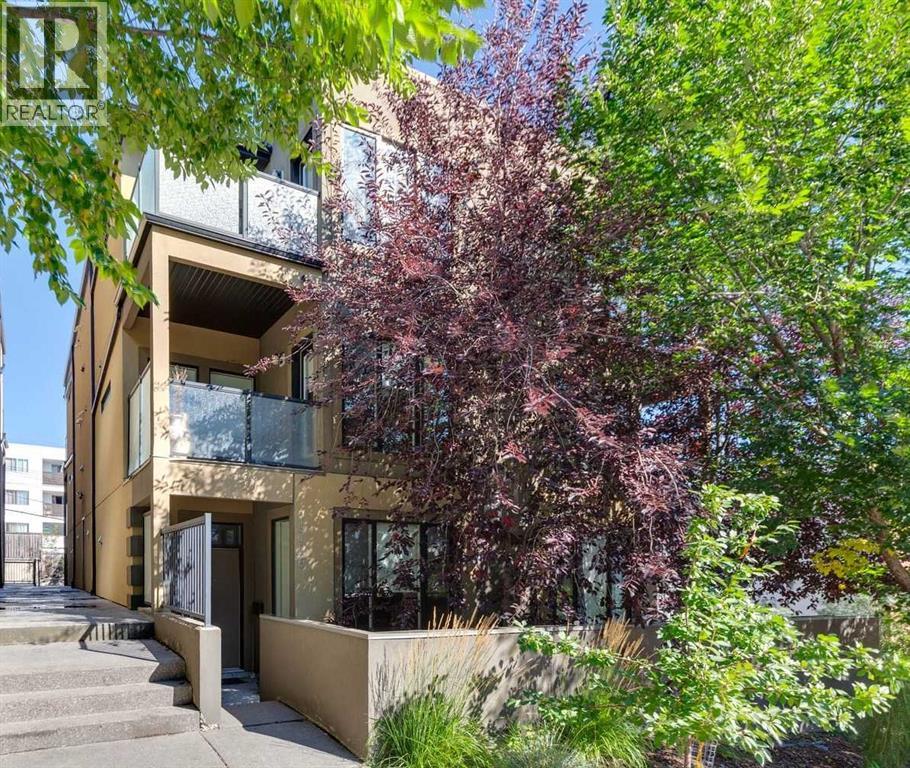 2, 1726 27 Avenue SW, Calgary