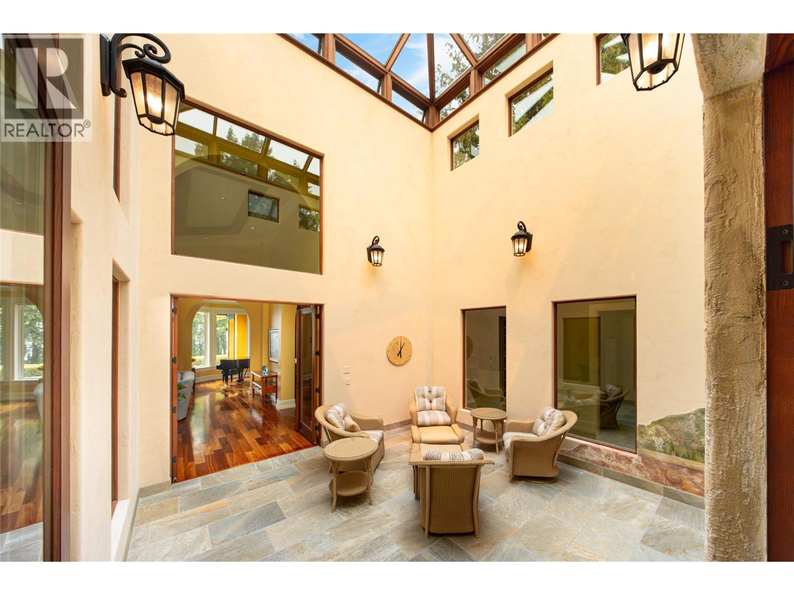  4388 HOBSON Road, Kelowna