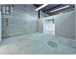 90-92 Martin Ross Avenue, Toronto, ON M3J2L4 Photo 18