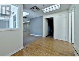 90-92 Martin Ross Avenue, Toronto, ON M3J2L4 Photo 14