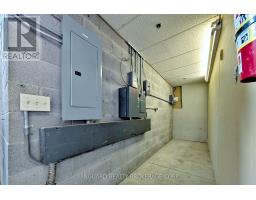 90-92 Martin Ross Avenue, Toronto, ON M3J2L4 Photo 27