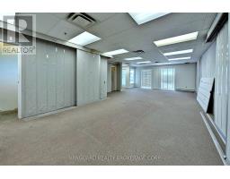 90-92 Martin Ross Avenue, Toronto, ON M3J2L4 Photo 7