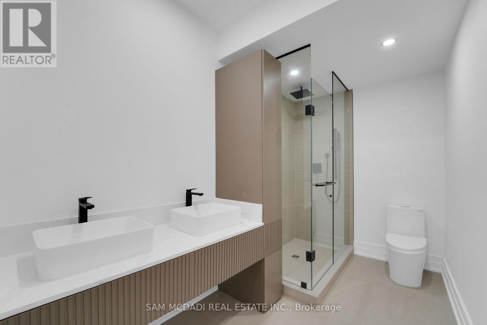 468 SAVILLE CRESCENT - Image 37