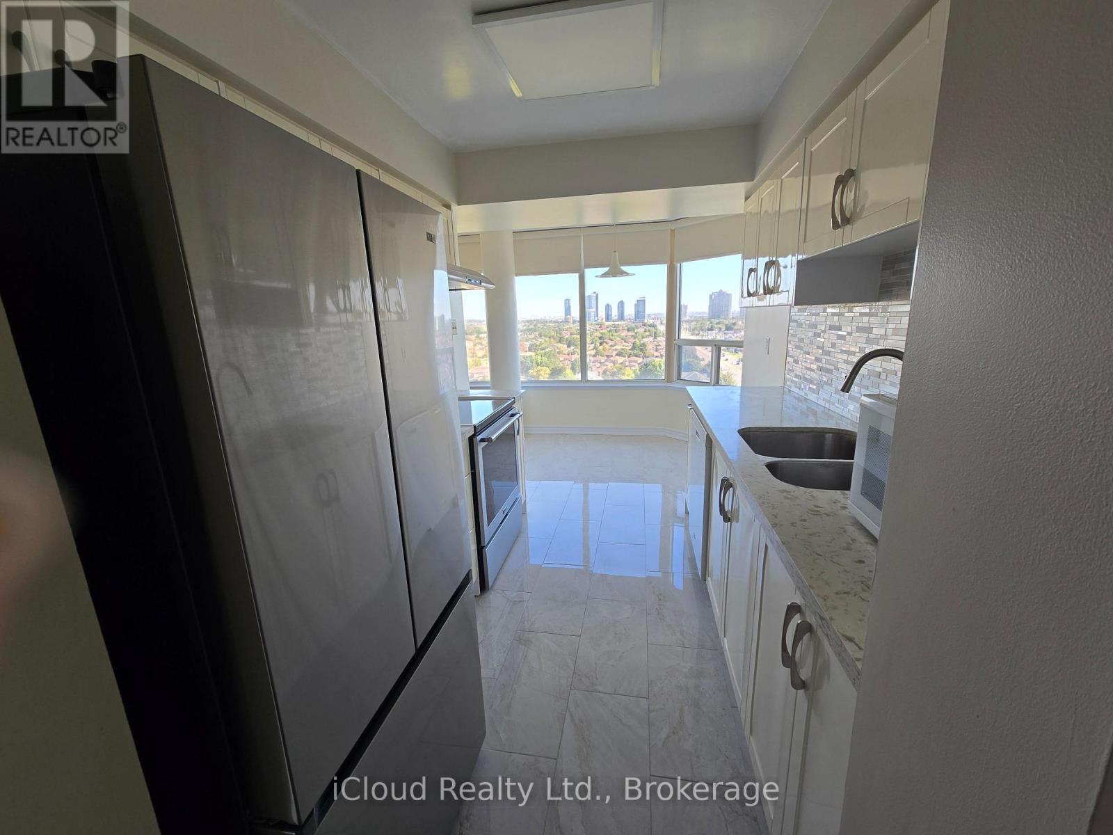 Photo of 1407 - 700 CONSTELLATION DRIVE