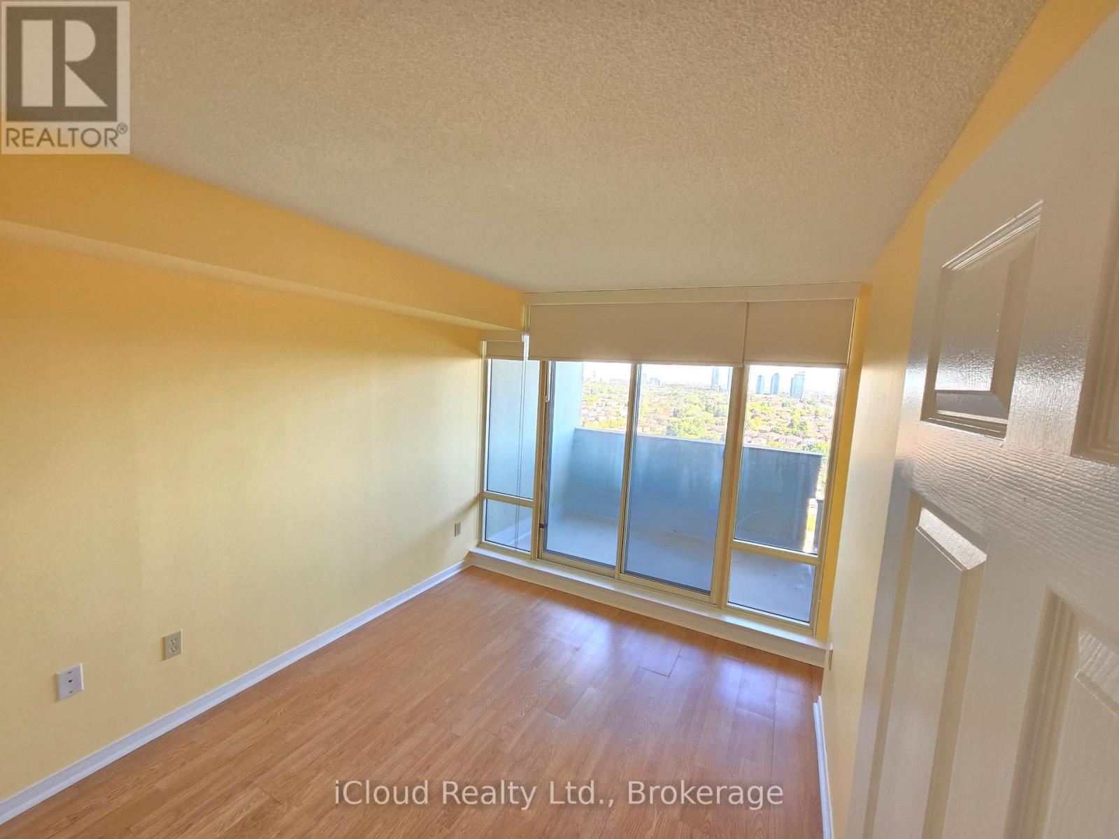 Photo of 1407 - 700 CONSTELLATION DRIVE
