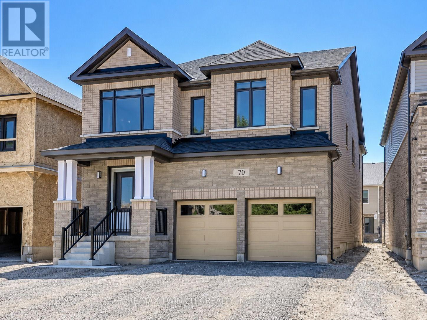 70 PRINCE PHILIP BOULEVARD — photo 2