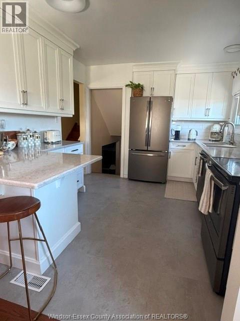 1570 STRATFORD COURT - 20