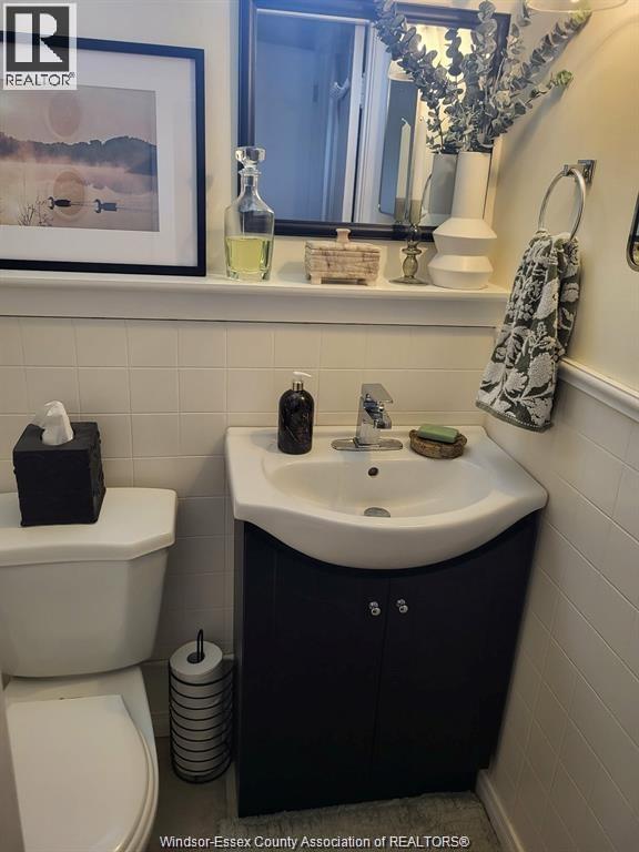 1570 STRATFORD COURT - 31