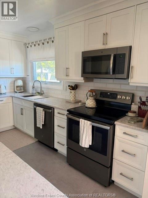 1570 STRATFORD COURT - 24