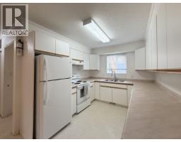 2 1164 N Second Avenue, Williams Lake, BC V2G1X8 Photo 8