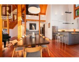Kitchen - 4785 Airport Way, Revelstoke, BC V0E2S3 Photo 16