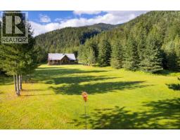 4785 Airport Way, Revelstoke, BC V0E2S3 Photo 45