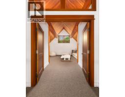4785 Airport Way, Revelstoke, BC V0E2S3 Photo 33