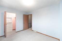 87 Gables Court, Winnipeg, MB R2C4H2 Photo 18