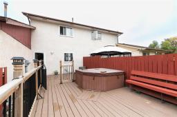Recreation room - 87 Gables Court, Winnipeg, MB R2C4H2 Photo 6