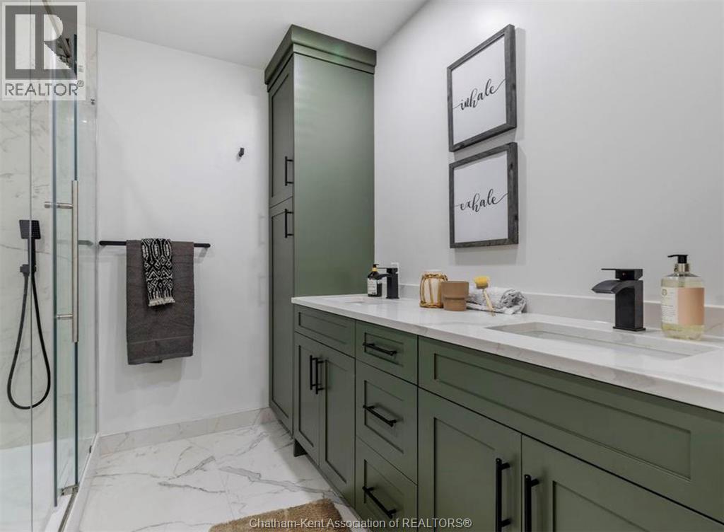 866 Park Avenue West — photo 19