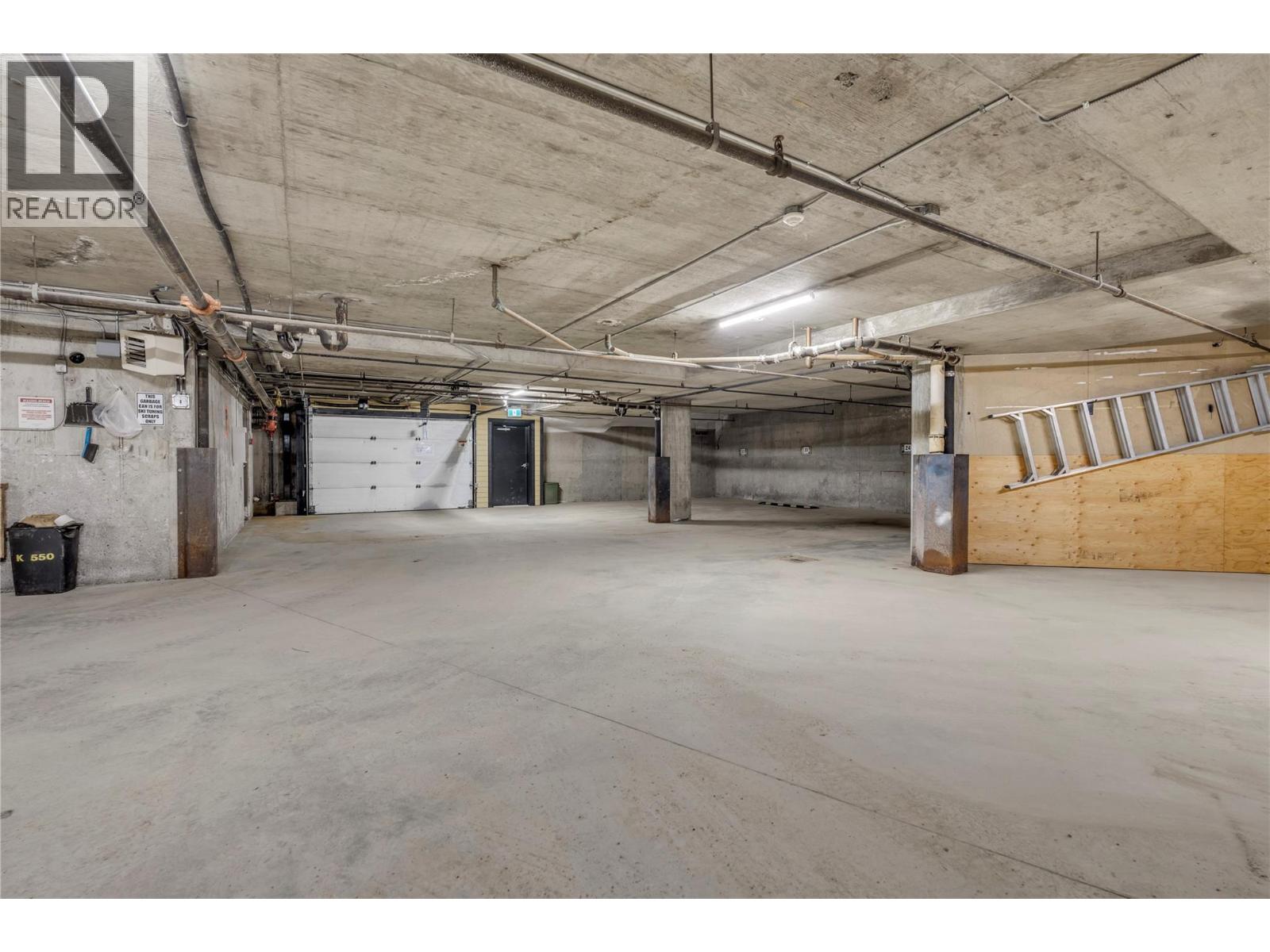 #318 330 Strayhorse Road - Image 34