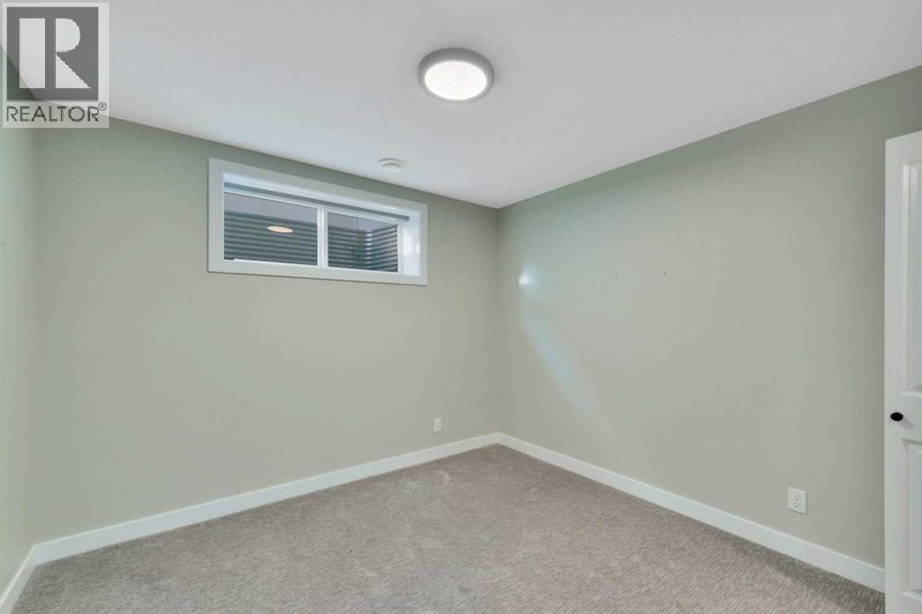 Listing photo – 18 Traynor Close, Red Deer