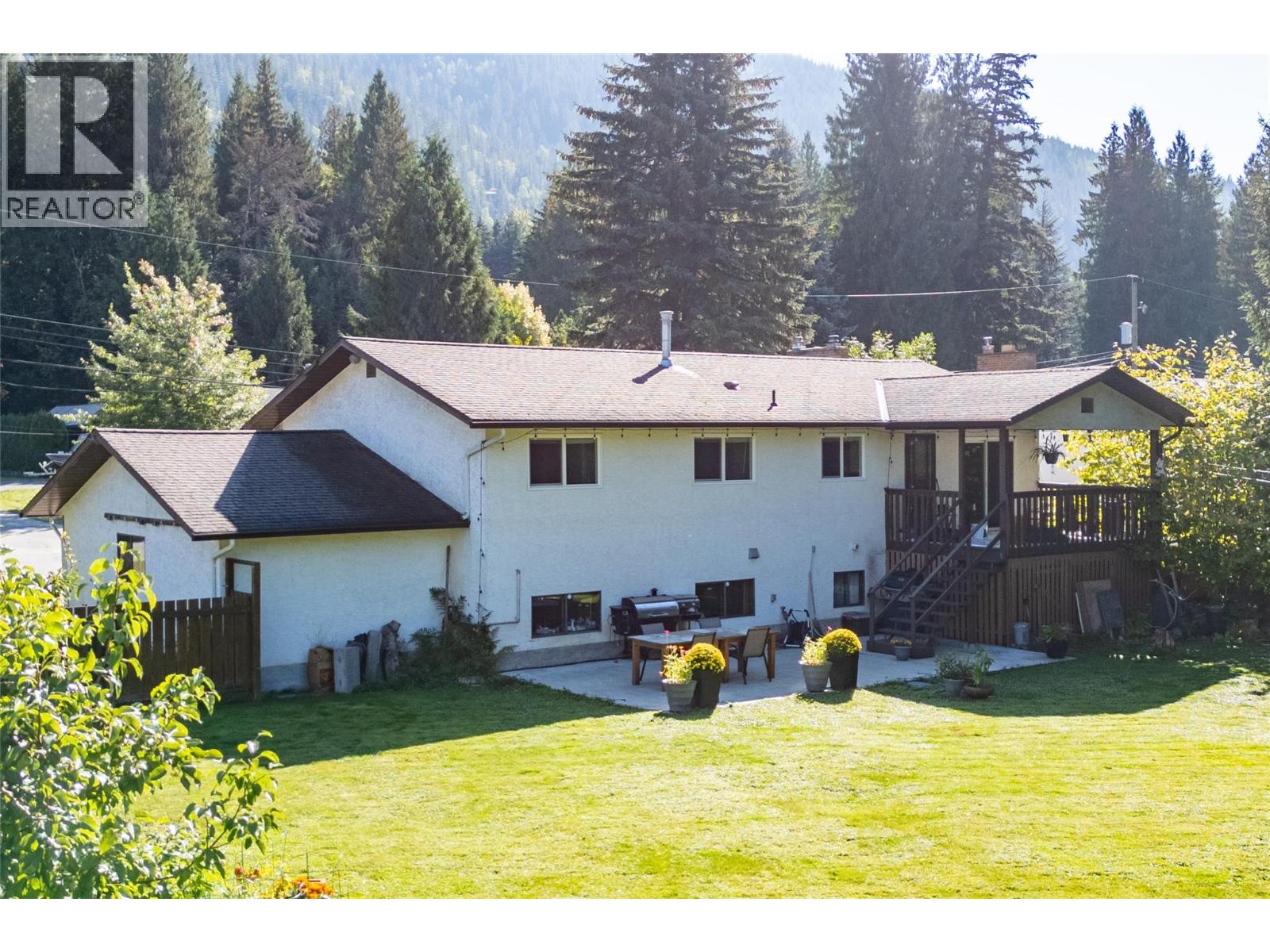 1621 Birch Drive - Image 29