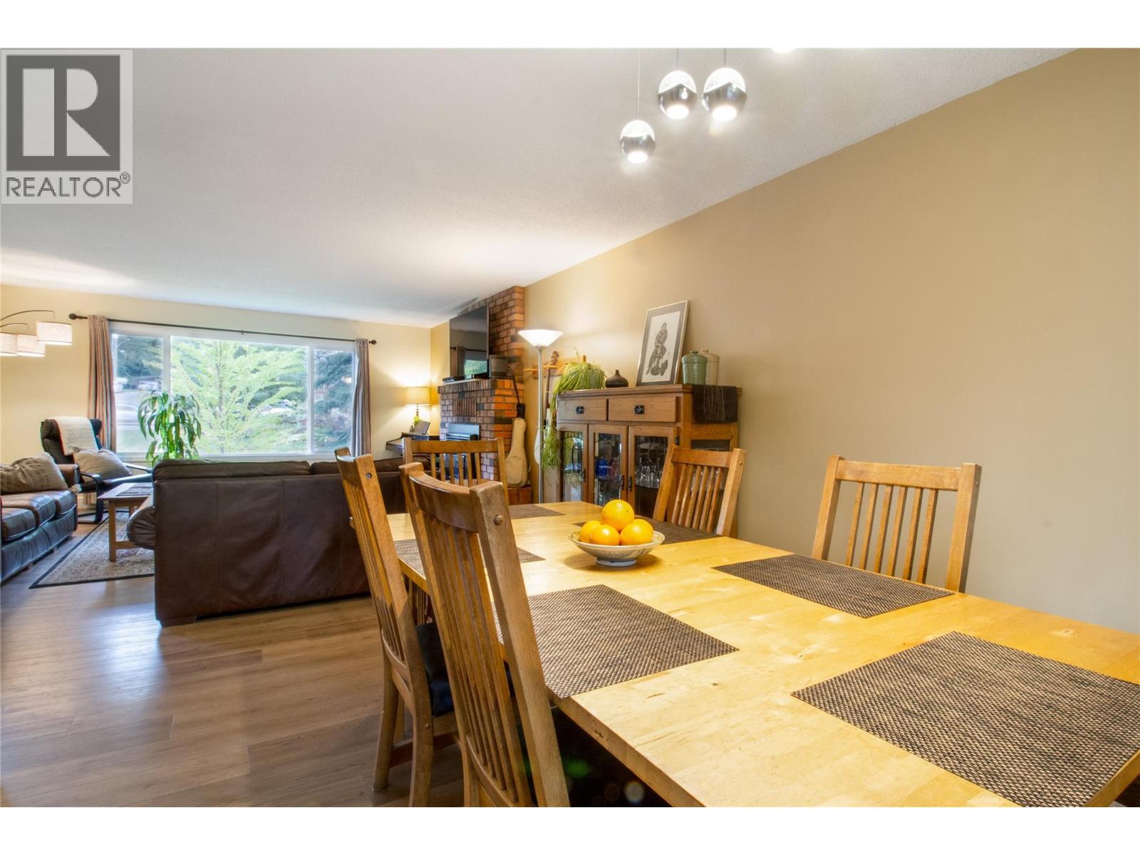 1621 Birch Drive - Image 8