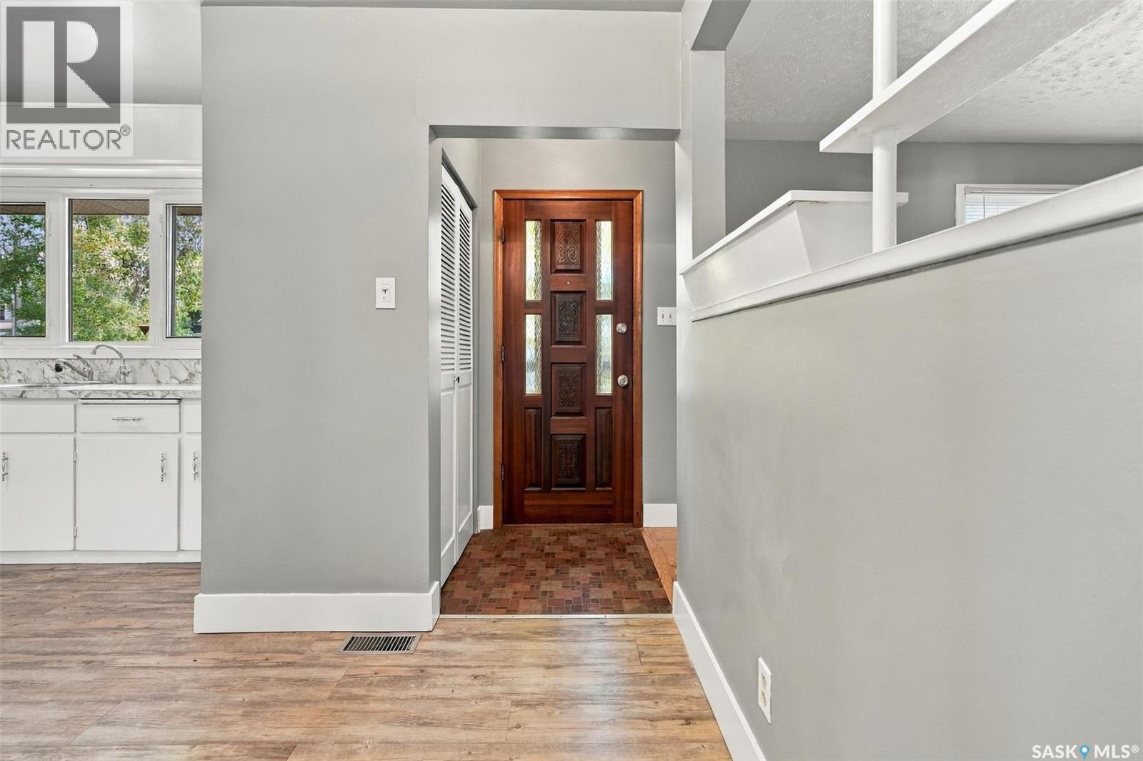 10 Ottawa PLACE - 3