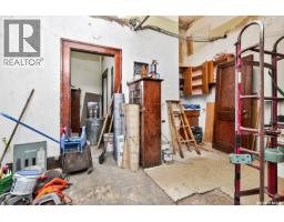 117-123 High Street W, Moose Jaw, SK S6H1S5 Photo 26