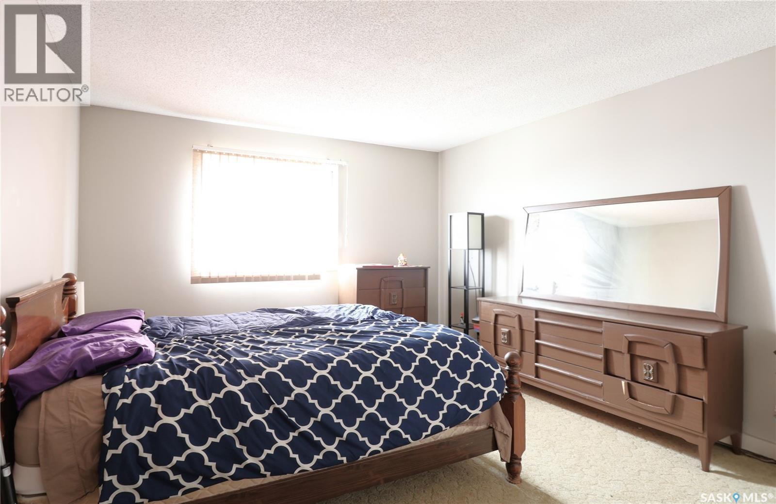 24 31 Centennial STREET, Regina — photo 10