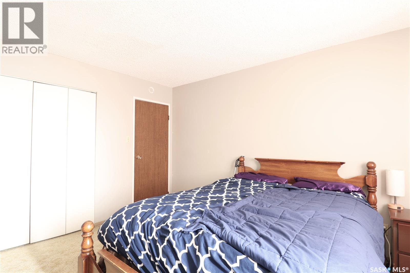 24 31 Centennial STREET, Regina — photo 11