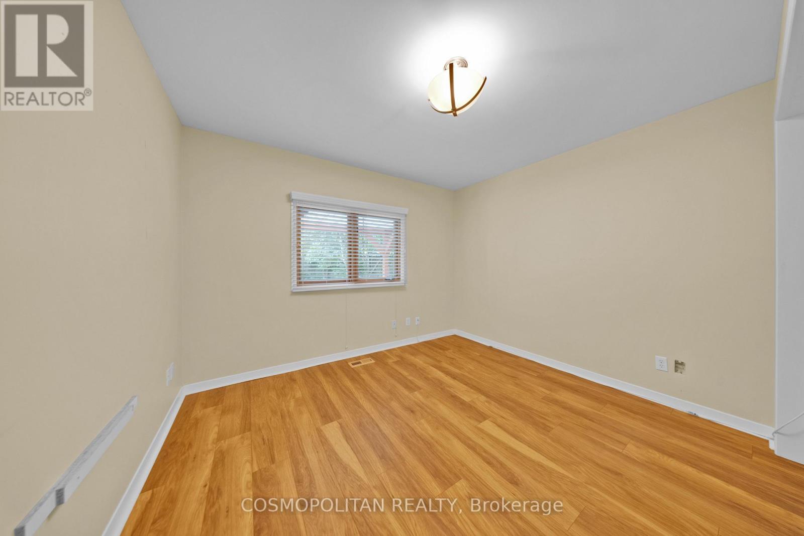 34 VINCENT AVENUE - Image 21