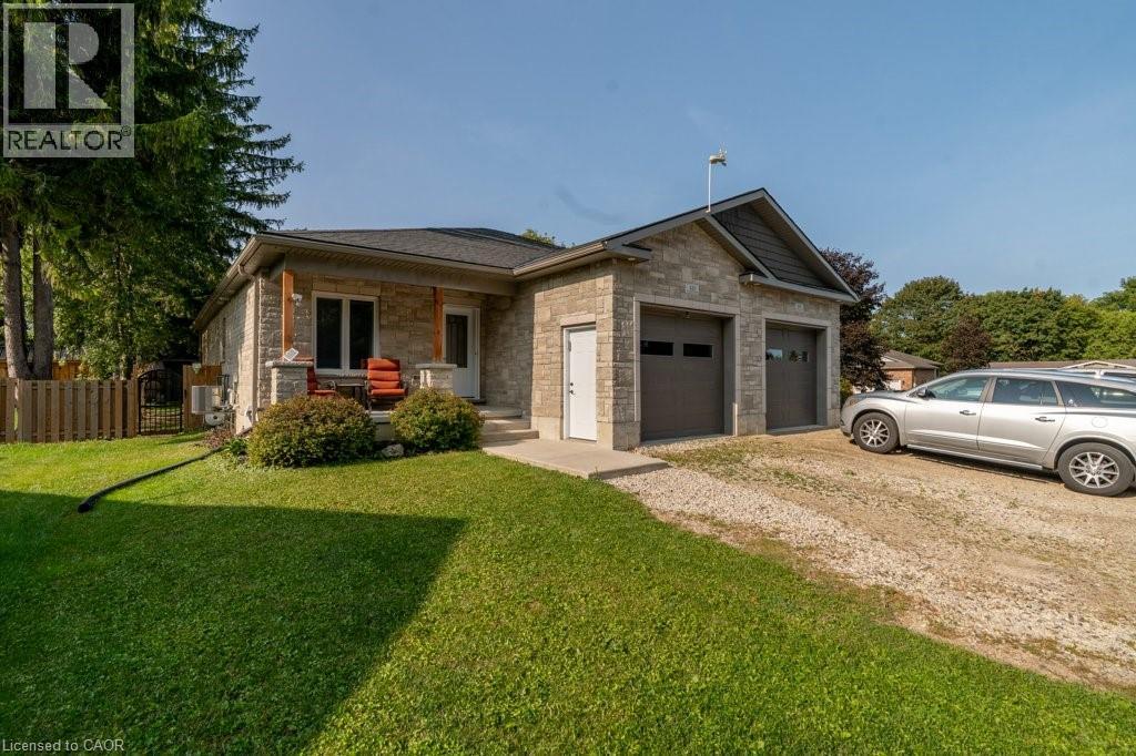 420 Victoria Street — photo 4