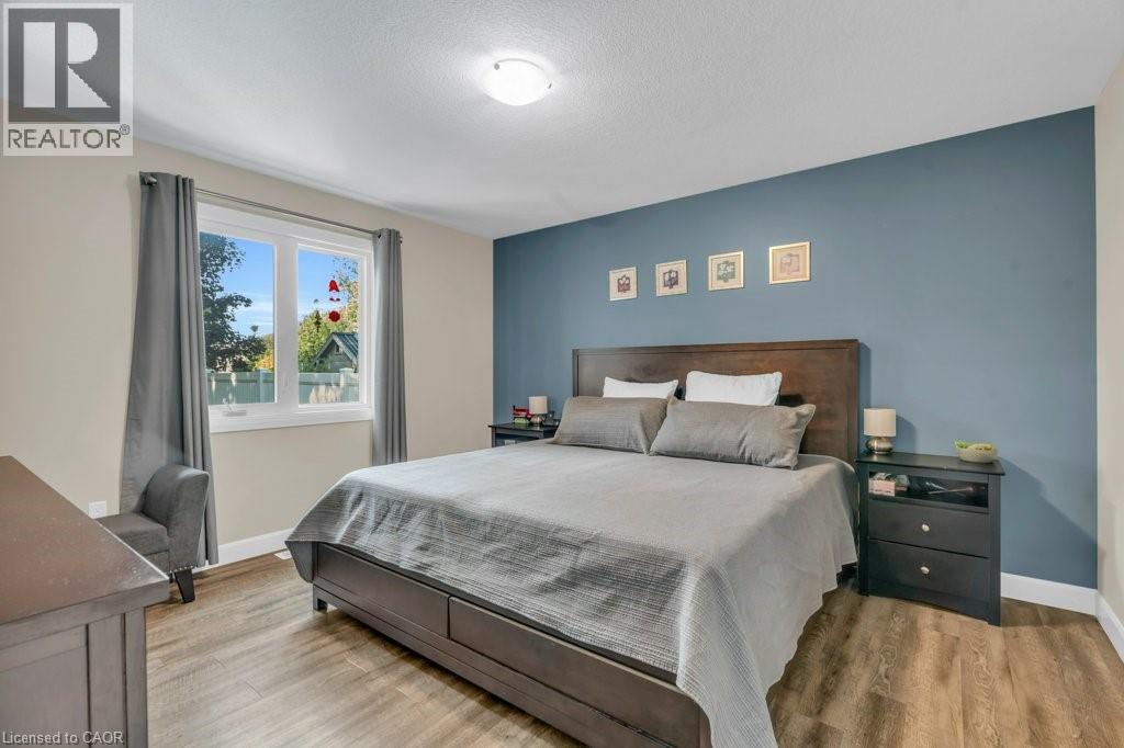 420 Victoria Street — photo 30