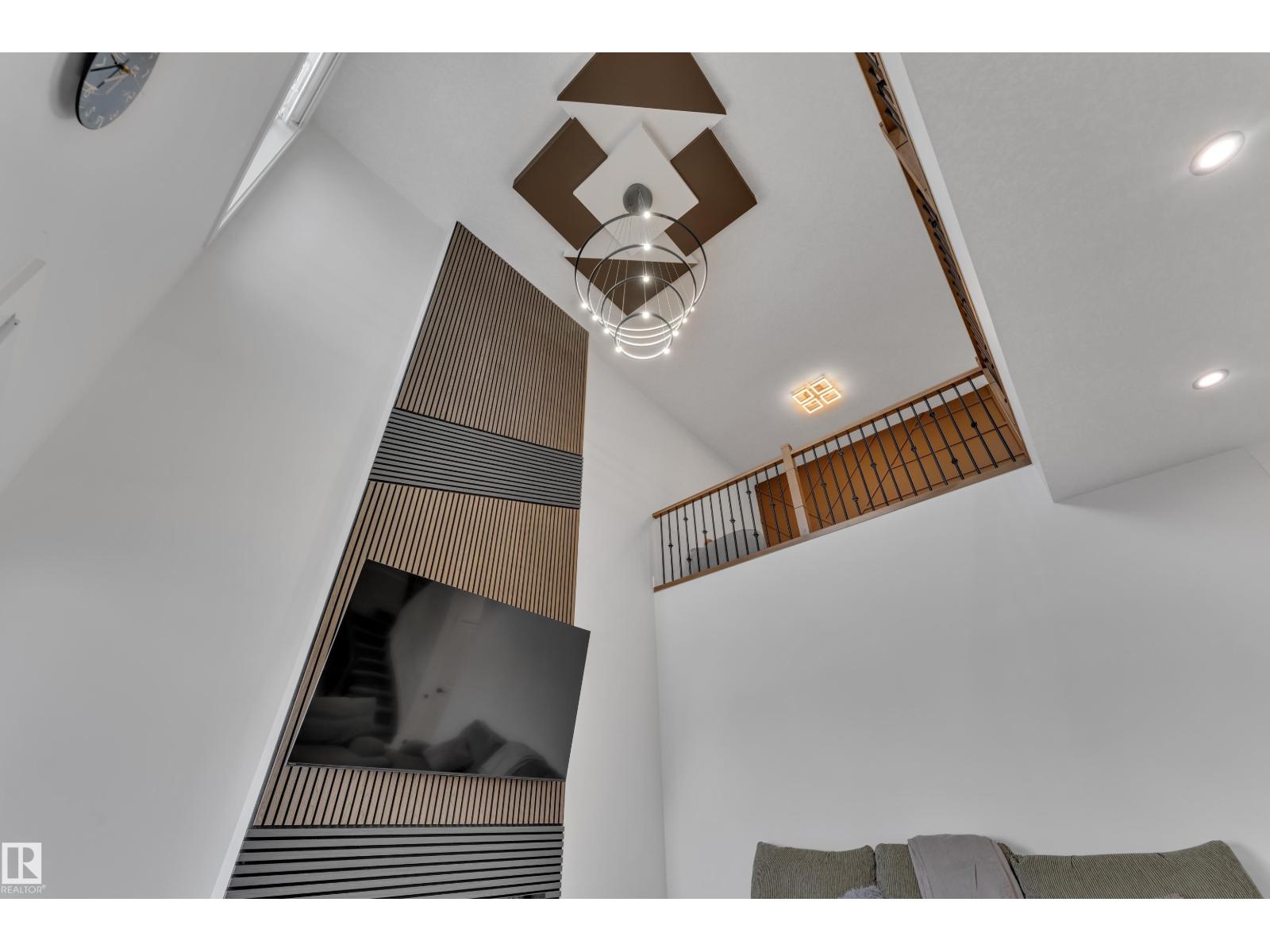 6502 42 ave - Image 24
