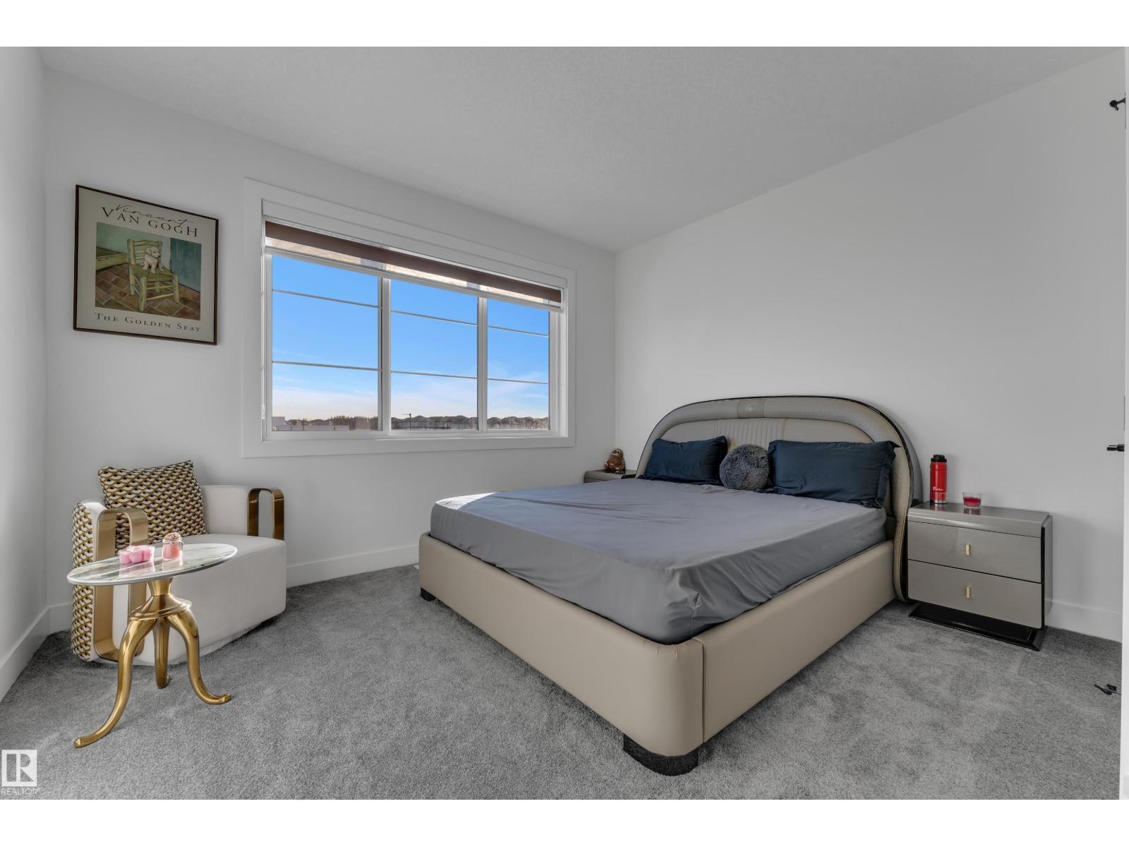 6502 42 ave - 35