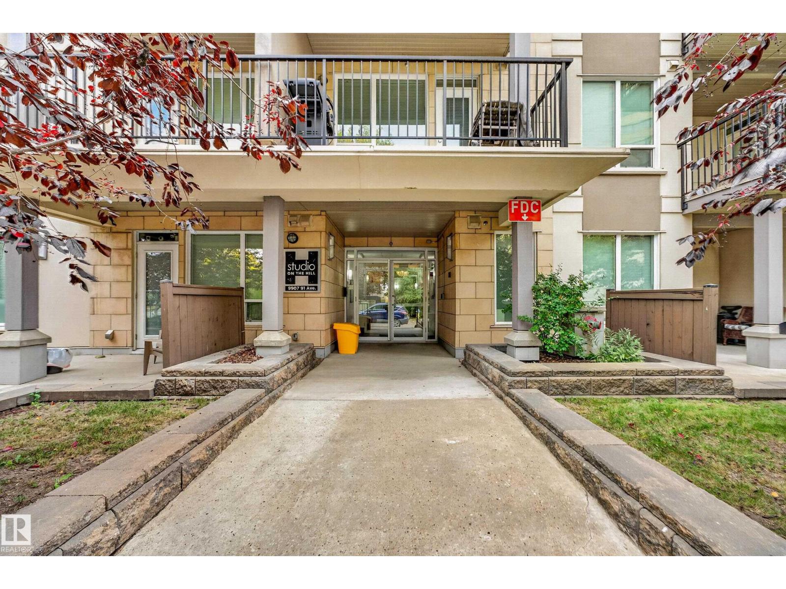 #408 9907 91 AV NW, Edmonton, Alberta, T6E2T7