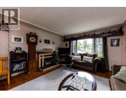 2057 Mahon Avenue, North Vancouver, BC V7M2T6 Photo 16