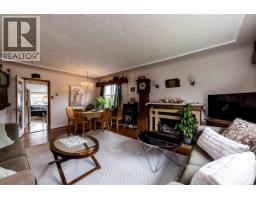 2057 Mahon Avenue, North Vancouver, BC V7M2T6 Photo 13