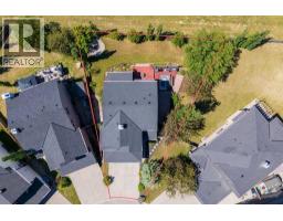 18 Hidden Creek Manor Nw, Calgary, AB T3A6L7 Photo 40
