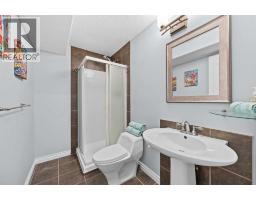 18 Hidden Creek Manor Nw, Calgary, AB T3A6L7 Photo 32